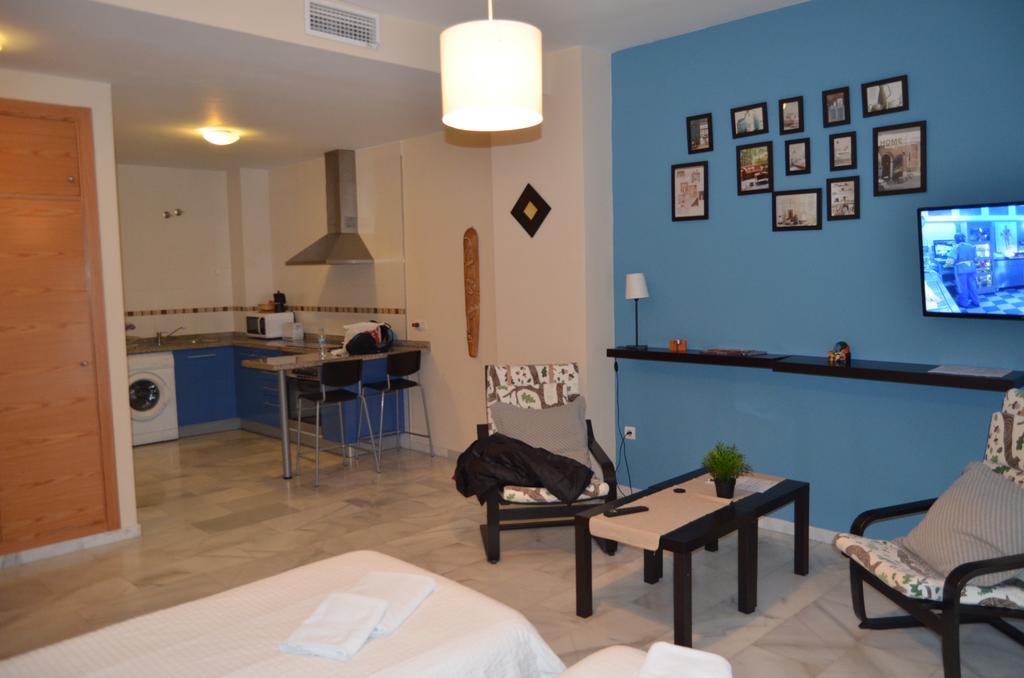 Apartamentos Canasteros Málaga Exterior foto