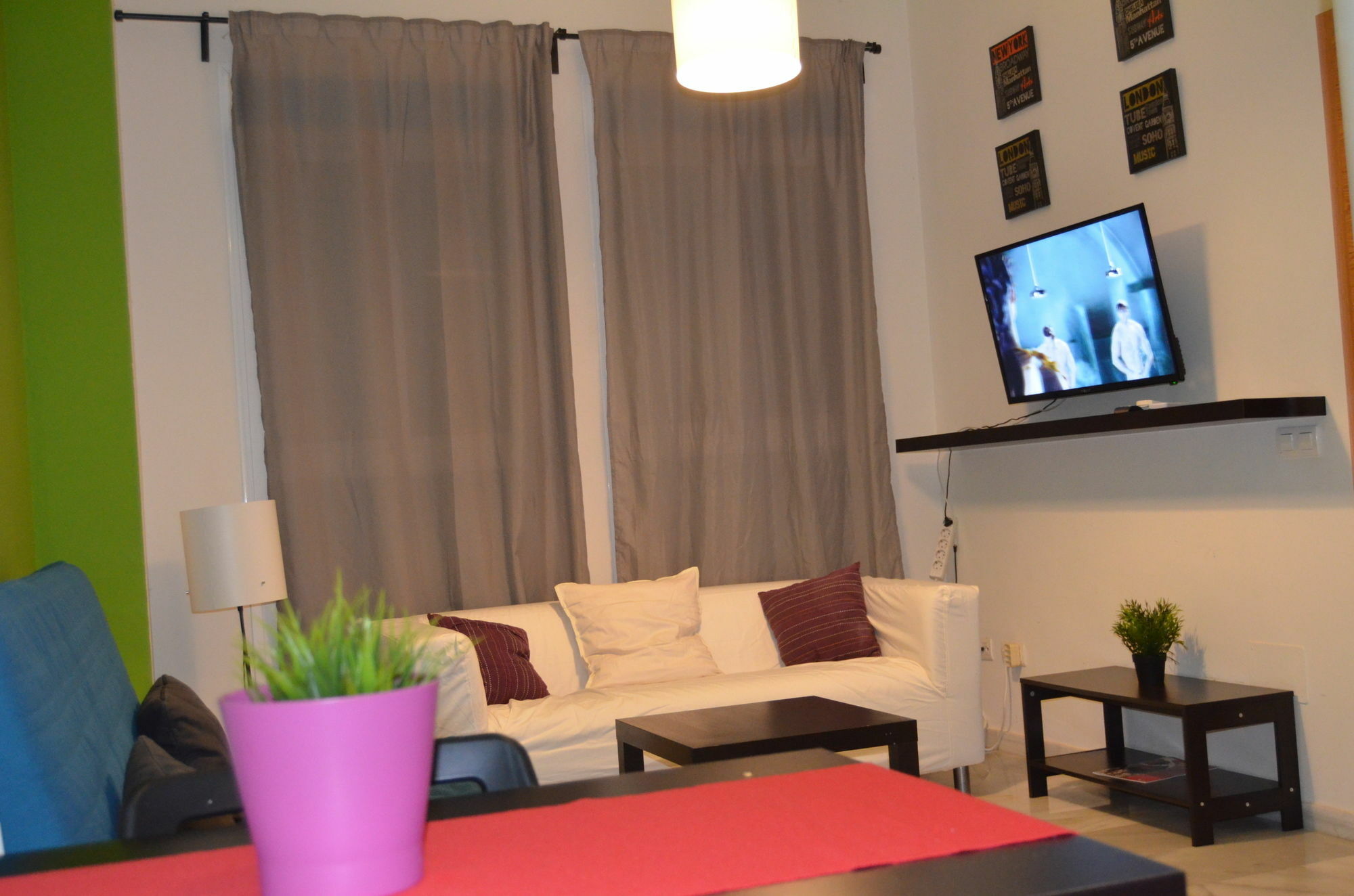 Apartamentos Canasteros Málaga Exterior foto
